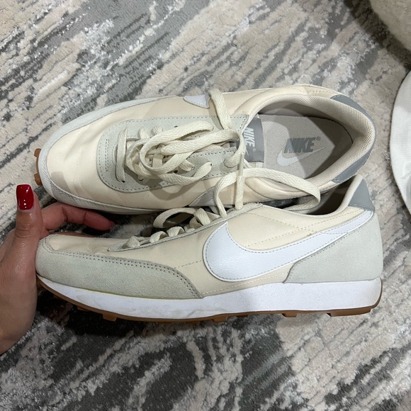 Nike size 8.5 women’s - Picture 1 of 4